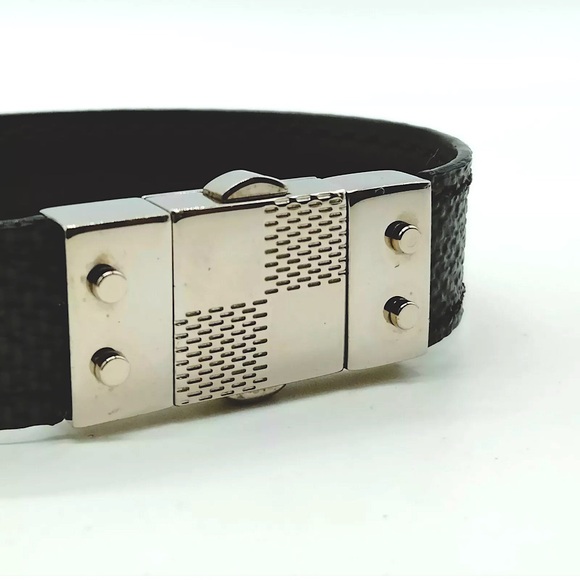 Louis Vuitton Check It Unisex Graphite Damier Bracelet - Picture 5 of 9